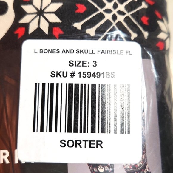 ❤️NWT VINTAGE TORRID LEGGING - SKULL FAIR ISLE SNOWFLAKE - PLUS SIZE CHRISTMAS - Picture 7 of 14